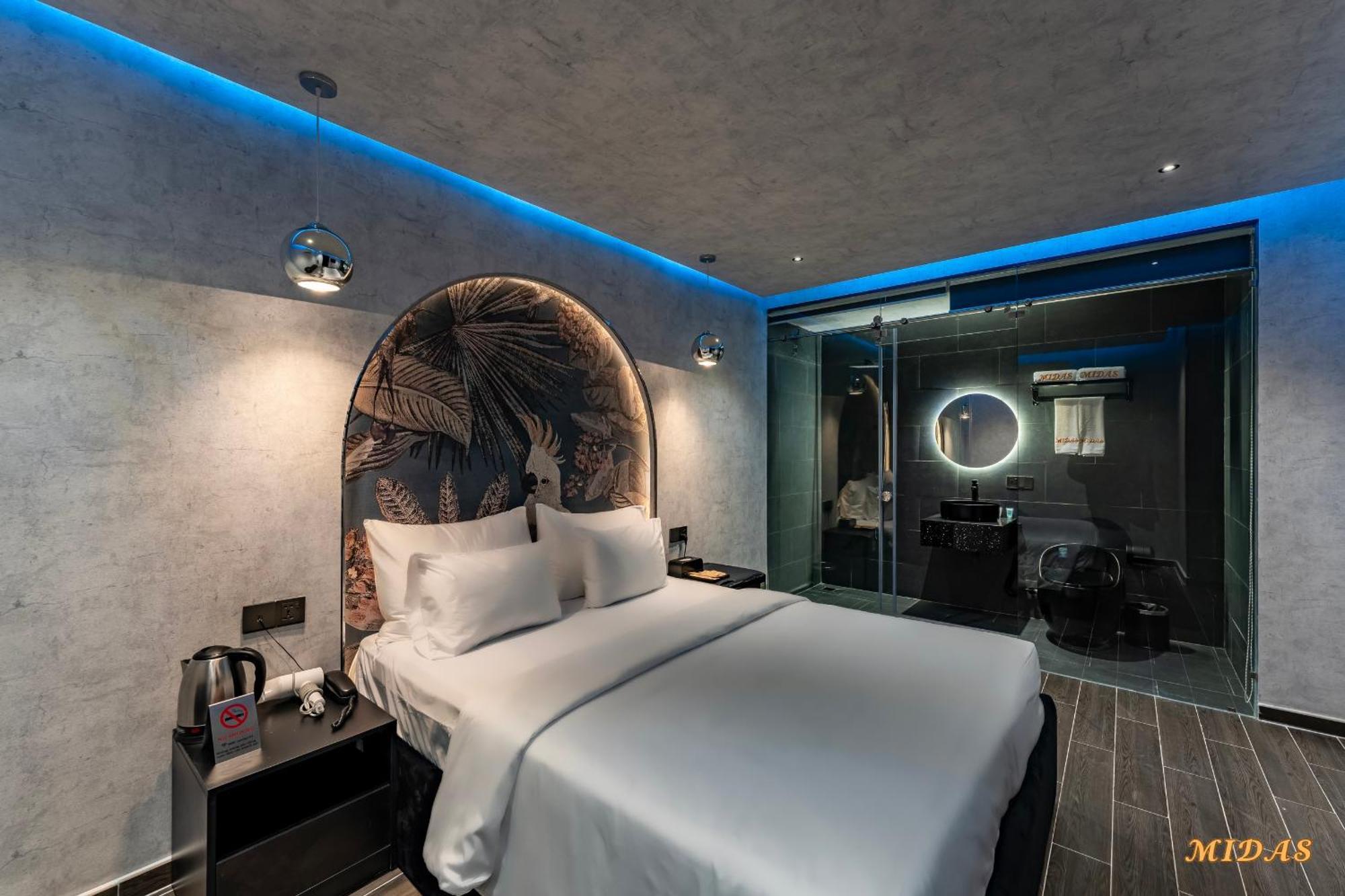 Midas Hotel 2 Хошимин Экстерьер фото
